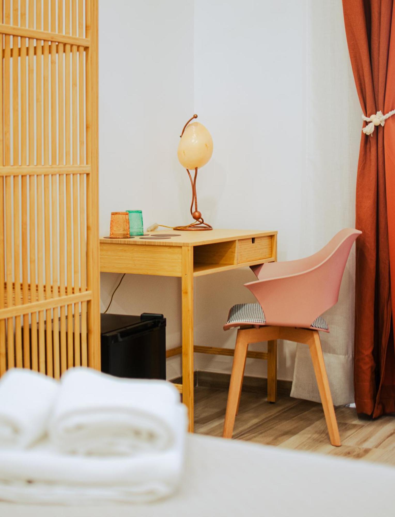 B&B Lara'S Home By I Borbone Neapel Exteriör bild