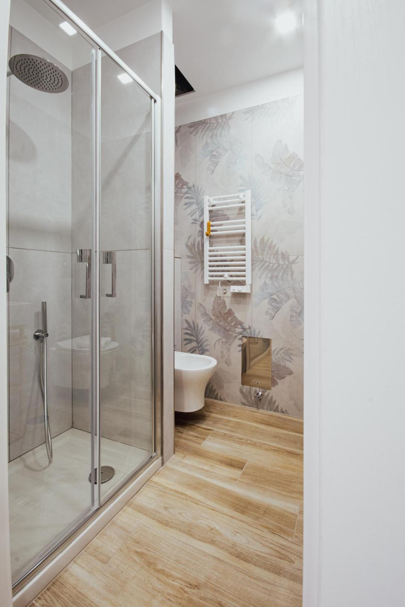 B&B Lara'S Home By I Borbone Neapel Exteriör bild